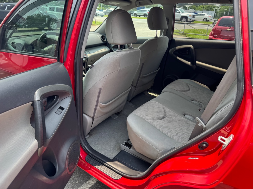2010 Toyota RAV4 Base - Photo 6