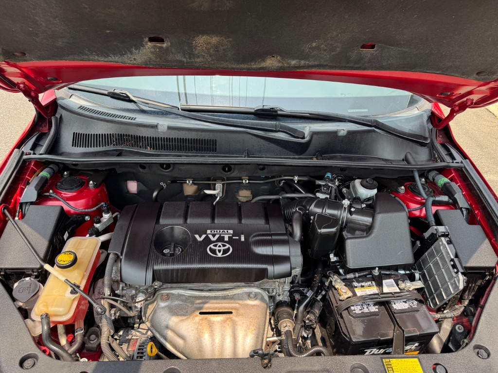 2010 Toyota RAV4 Base - Photo 10