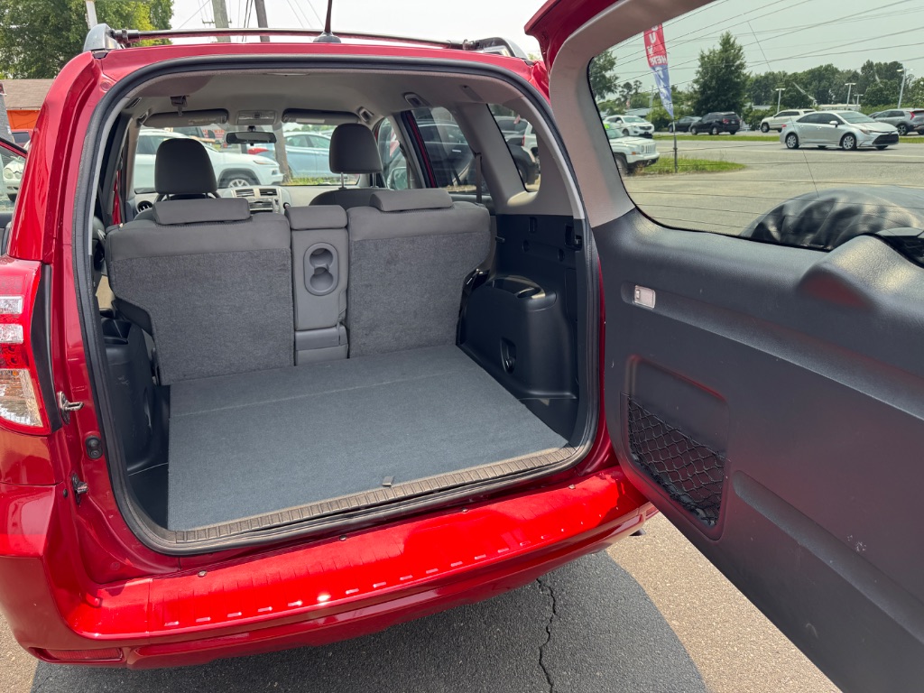 2010 Toyota RAV4 Base - Photo 7