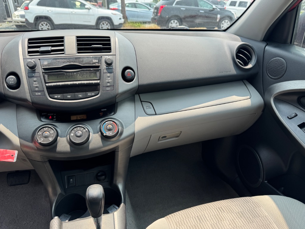 2010 Toyota RAV4 Base - Photo 13