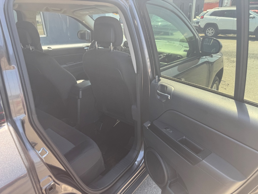 2016 Jeep Compass Sport - Photo 8