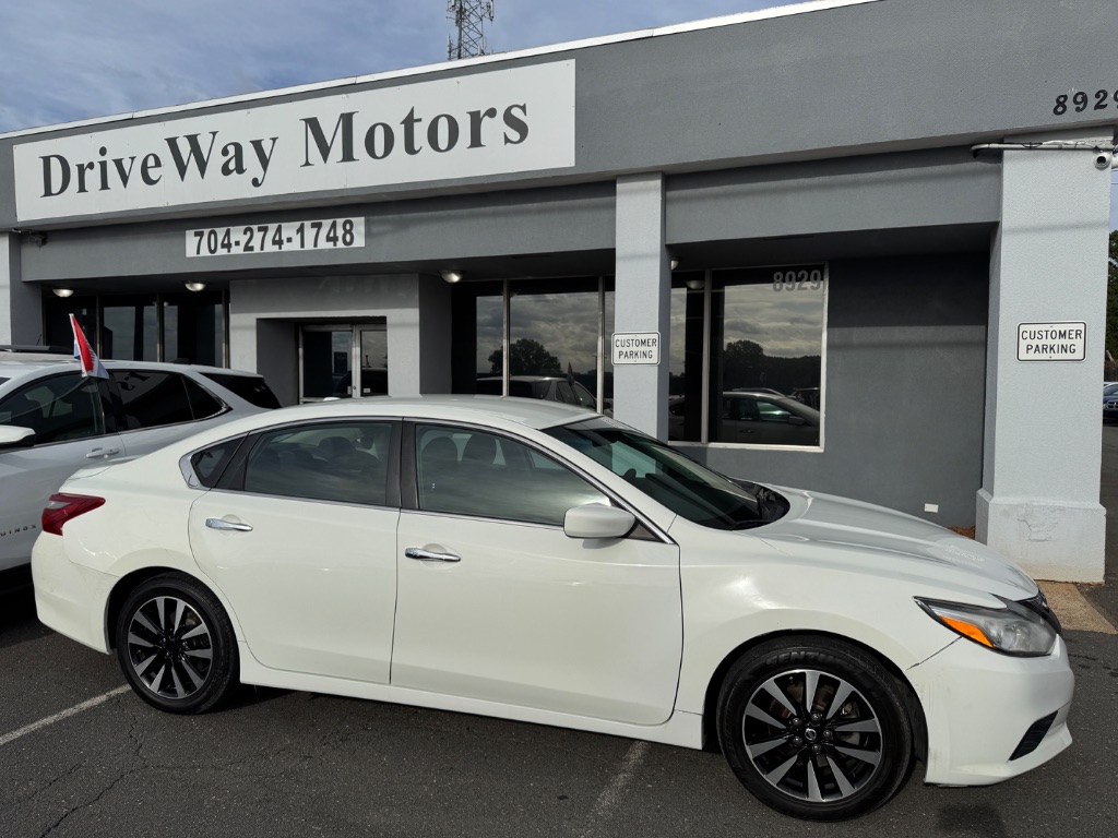 2018 Nissan Altima 2.5 SV's photo